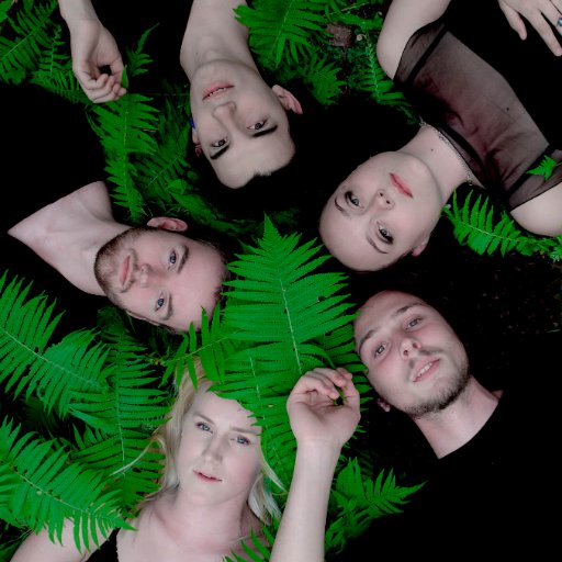 Alternative rock band based in Berlin. NEW Single Release - 'My, My, My'.   🌿 Webpage🌿  : https://t.co/kgS2cd0DD1