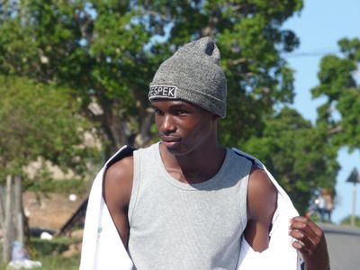 South African ,Beat Maker,Hip hop artist, trap & trap soul unsigned artist bookings : Sonnibongx247@gmail.com