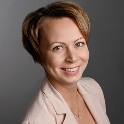 HennaKoskimki's profile picture. Työskentelen @TAMK_UAS. Kiinnostunut #työhyvinvointi, #PMO, #osaamisenkehittäminen ja #pedagogiikka. KM ja  työhyvinvointivalmentaja.