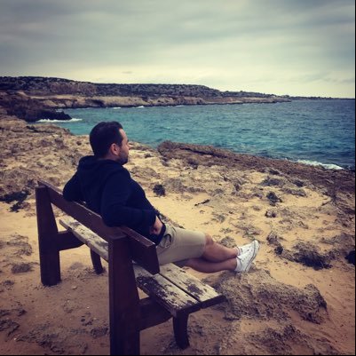 PQoqos's profile picture. Sarkazm, rynki finansowe i podróże, w dowolnej kolejności.