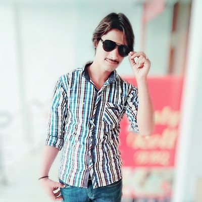 میں عمران خان کی تحریک کا کارکن ہوں مجھے کامیابی یا ناکامی کا خوف نہیں مجھے میرے لیڈر نے لڑنا,مرنا اور آخری بال تک مقابلہ کرنا سکھایا ہے .