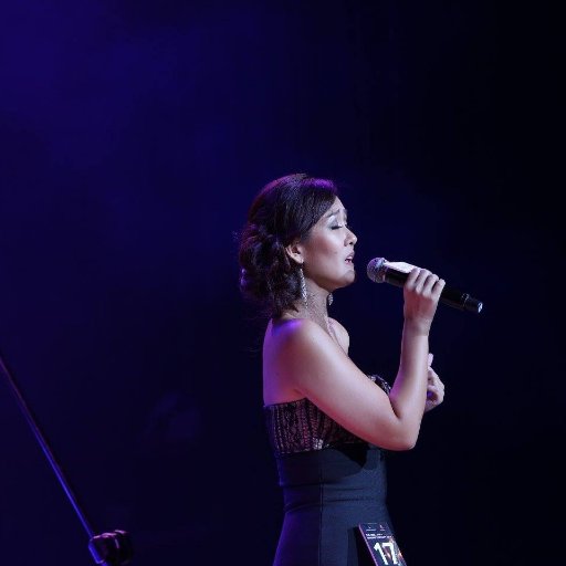 EloBabe is a professional Jazz Vocalist based in Asia.