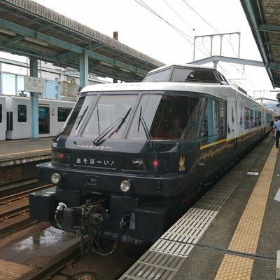 乗り鉄メイン/JR線全線完乗済/ローカル線/道の駅/酷道/田舎に行くのが好き/駅めぐり&役所めぐり(九州中心)/無言フォロー失礼します