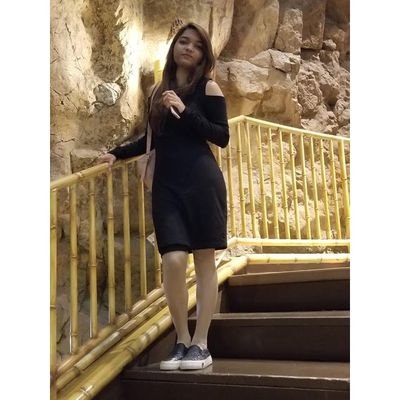 OrchonaC's profile picture. Canada 🇨🇦 
UofM 🏫
Libra, Oct 15 ♎
kik,snap/wechat: Orchonnn 👻 
Skype: orchona_chowdhury