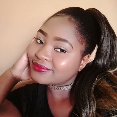 Mother to my unborn babies🤰 ¦ Wife ¦ selfie addict🤳l have a positive mind ¦ l love Jesus and my husband♥️ ¦ follow me l follow 🔙