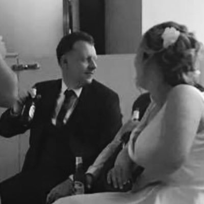 CarlFoster8's profile picture. Ex semi Pro footballer for the Greys fc , now just a fat lad from the land of gold . Enjoy life before life enjoys you. #SWFC