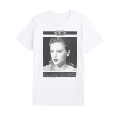 BASICALLY PURE LITERAL GAY TEE
BIG SHINY SEXY TAYLORS FACE ZOOMED IN AVERAGE QUALITY
IM NOT USELESS LIKE TOUR PONCHO,
WORN BY TROYE🤤
ALWAYS STOCKED UP BITCH.