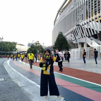 zeroismel's profile picture. Do Tom Holland still single???