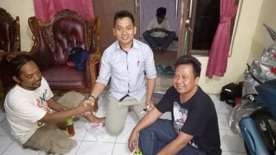 lulafarzana's profile picture. 😉