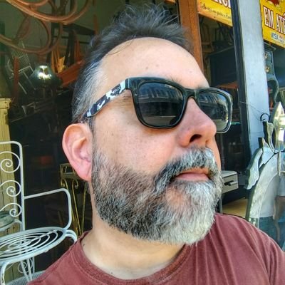 Carioca. Redator web. Rubro-negro fanático. Sem paciência pra mimimi. #IssoAquiÉFlamengo