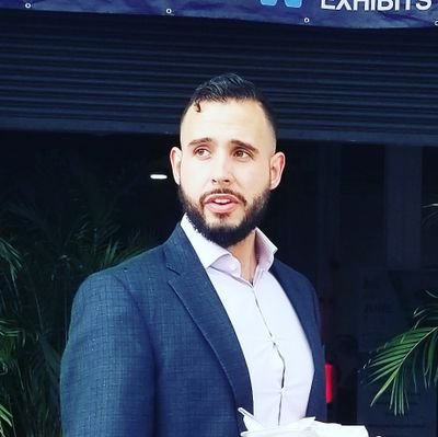 Florida man 🐊 I Play of Video Games 🎮 Co-founder @302Interactive 👨💻
Business architect 📈
#GameDesignersSaveTheWorld