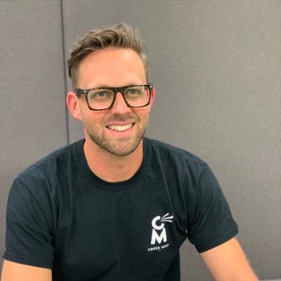 farths's profile picture. 🇦🇺, I implement digital strategy in biz.