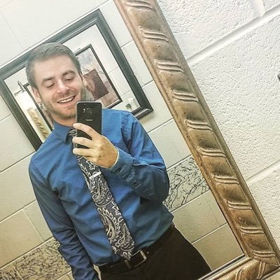 Spazz🤪 Daddy👨‍👦 Gun enthusiast🔫 The goat🐐