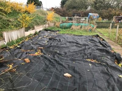 First time allotment owners in November 2018. The plan is use everything recycled and reclaimed on the plot. and hopefully grow something!!!! Plot 1B