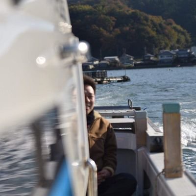 心の中で中指立てて強く生きよう