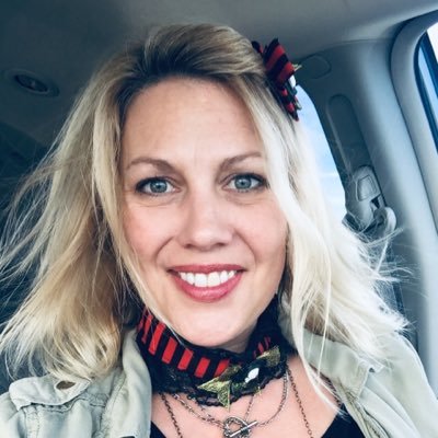 madcityshelley's profile picture. ✌🏻 I am me.
