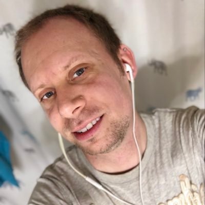 OfficialJerryNY's profile picture. Polish-American|Curious|Determined|Foodie|Gay|Married to @Staggerlee1981 🇵🇱🏳️‍🌈🇪🇺🇺🇸🤗