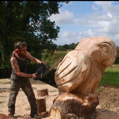 I use sustainable timber from my beautiful woodland in The Lakes, to make unique chainsaw & hand carved pieces. Insta: @greensmithcarving