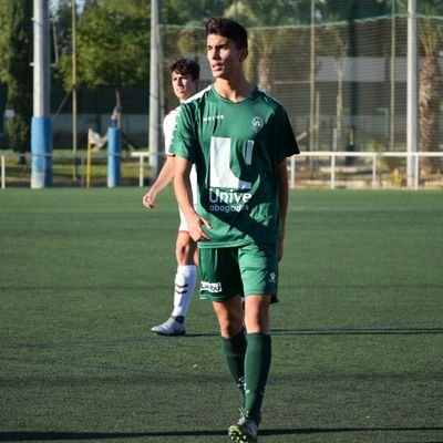Munera(AB)-Murcia📍//
Estudiante de Derecho en la UM📚//
El único error que puedes tener es dejar de soñar//Trabajo y sacrificio.