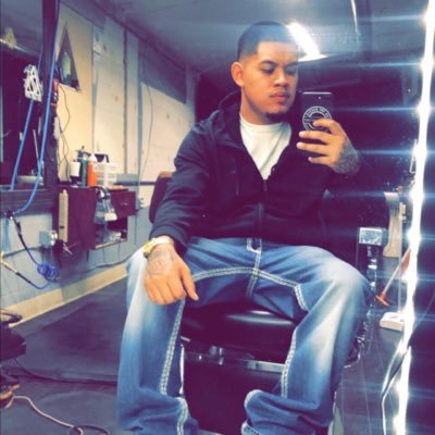 all I care is about getting the money and have my customers happy with their fresh cut 😎 💈 snap-brandon_agui123 Aguilar 4/25/15❤️ father 5/12/16