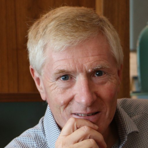 Leadership & Executive Coach + Business Mentor for ambitious & rapid change organisations.