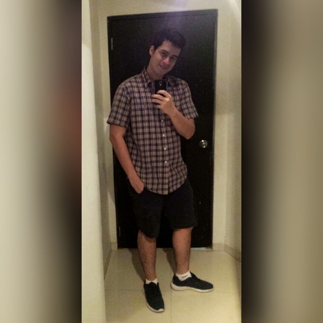 Antual4's profile picture. Economist in process