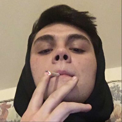 CallummDawson's profile picture. 25 / Doing something somewhere....maybe / Professional Choke-artist