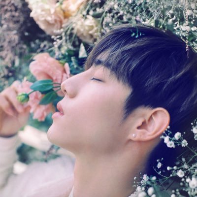 icecoffeemark's profile picture. แจกของ ขายของบางครั้ง 🎈 Mark Tuan is the best . 💗