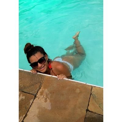 Ni_Perdomoo's profile picture. não se pode ter um 🌈, sem um pouquinho de 🌧️

(22)998092980