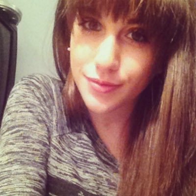 prudenzel's profile picture. 🍉🍉🍉 
Writer & Storyteller |🌛🌝🌜| In my unlikeable Doja era 🧚🏻‍♀️