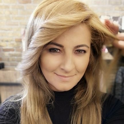 efruli's profile picture. 🐎KIzılhançer🐎Rüzgarın Hızı🏇🐴Oglum mete🏇Graphic designer. bogazici universitesi🧲