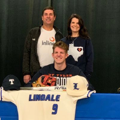 JillWheel40's profile picture. proud mom of 2 & proud wife