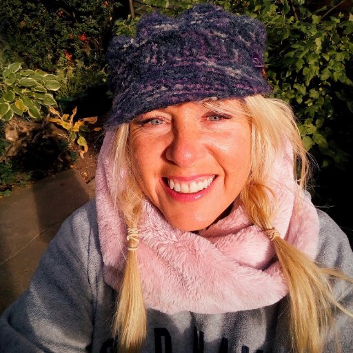 * Tarot & Oracle Cards * Intuitive * Spiritual Healer * Reiki Practitioner * Reflexologist * Thought-smith * Word-wielder * Creative * Artist *