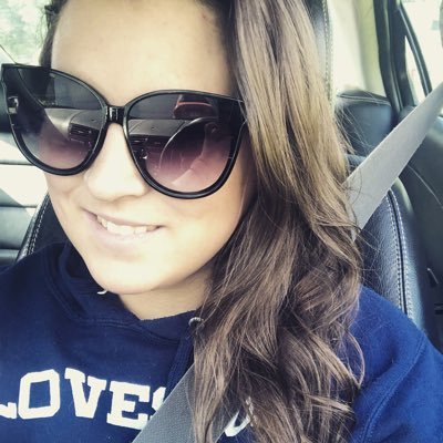 Kayla Jansons On Twitter Sweatpants No Hair Tie But Chillin