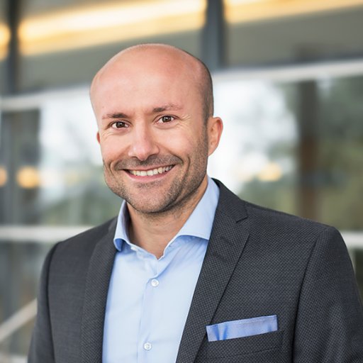 I am a marketing consultant and speaker. Write about #marketing. Enjoy our Hashtag #kompetenzfanz
I #Instagram: https://t.co/UAPFLP8EwS