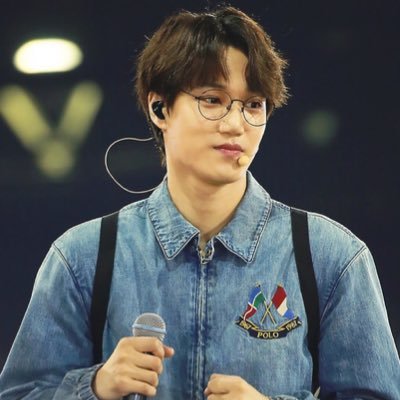 mingisnoose's profile picture. I went to support them and he just took my ❤️, stepped on it and took one part with him... f****** red haired dude and that damn nose of another dude