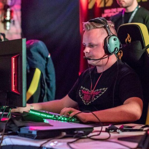 Competitive Rainbow Six: Siege player. Former player for Planetkey Dynamics and DEUS. | 3 Times CL-Player, 4th on EuroCup 2018 Mailand