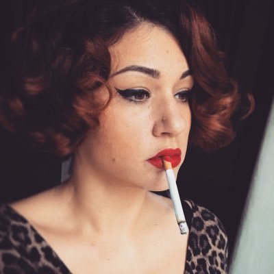 Smoking queens. Smoking queens. Smoking ts cd. Smoking queens. Drag russian.