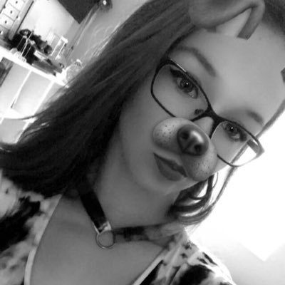 ♡ ELHS Senior ♡ Varsity Cheer Captain ♡ Tyler 4.8.18 ♡ FBLA ♡ UCF Bound ♡ Snapchat: @ nerdbri2001 ♡ Instagram: @ bri_z_2001 ♡ PSN: @ bri_zzzz_2001 ♡