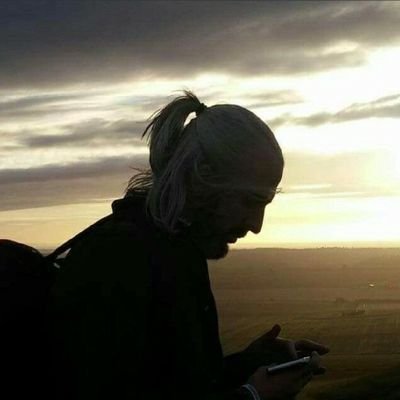 Mu63967374's profile picture. KSer on a mission.