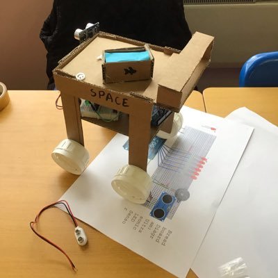 Four Irish Schools (@CorkETSS, @FirhouseETSS, @mpetss, @clonturkcc) developing student-led #Maker Spaces with the help of @MCreateInnovate and @PDST_TechinEd