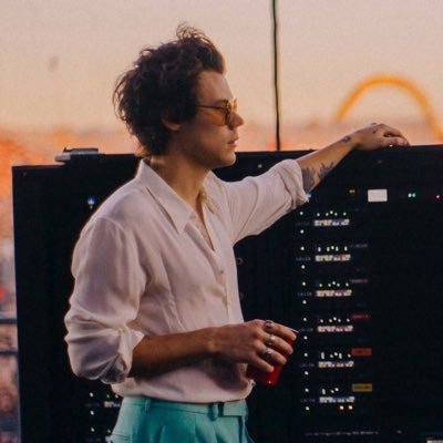 𝖧𝖺𝗋𝗈𝗅𝖽 𝖬. 𝖧𝖺𝗆𝗂𝗅𝗍𝗈𝗇 ┊ 27 ┊𝖯𝖾𝖽𝗂𝖺𝗍𝗋𝗂𝖼𝗂𝖺𝗇 ┊𝖮𝖢 ┊🇹🇭🇬🇧 ┊ MT/ DM