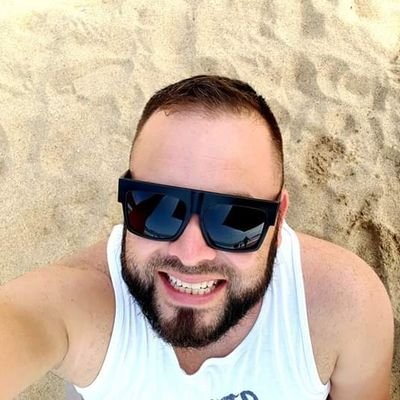 ramoonmoorales's profile picture. 