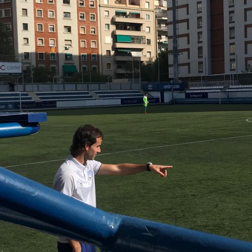 Entrenador de futbol ( UEFA pro) 2on entrenador del @aeprat1945 #3rfef ex @CEEUROPA #2rfef Coordinador  general de la @pbsantcugat- H8 Hristo Stoichkov