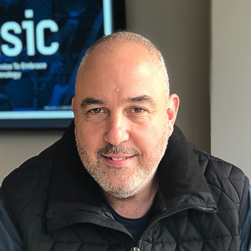 Founder and CEO of @Triplay. President of @emusic. Passionate about bringing the power of Blockchain to the music industry.