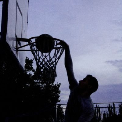 Wh1te_Iv3rson's profile picture. Far from home, but never alone.
Basketball is life , and I'm weak when it goes away.