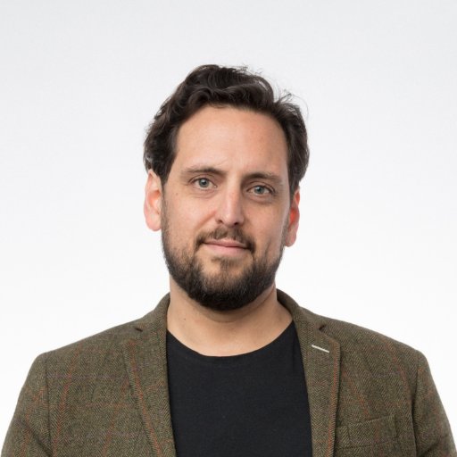 Founder and CEO of @nuugroup, a hub for branding, product design, and innovation for startups, corporations and for-good endeavors.
