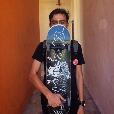 Ahmad_Iqmal's profile picture. taty 💕