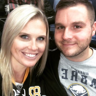 sar_christine_'s profile picture. 