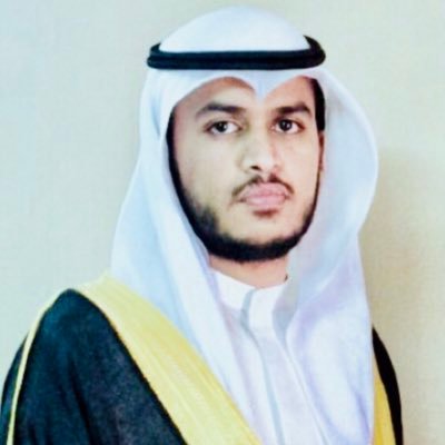 إمام وخطيب جامع الشيخ سلطان بن حميد يرحمه الله ، حاصل على الدرجه العاليه من دار الحديث بمكة ،بكالوريوس في الفيزياء